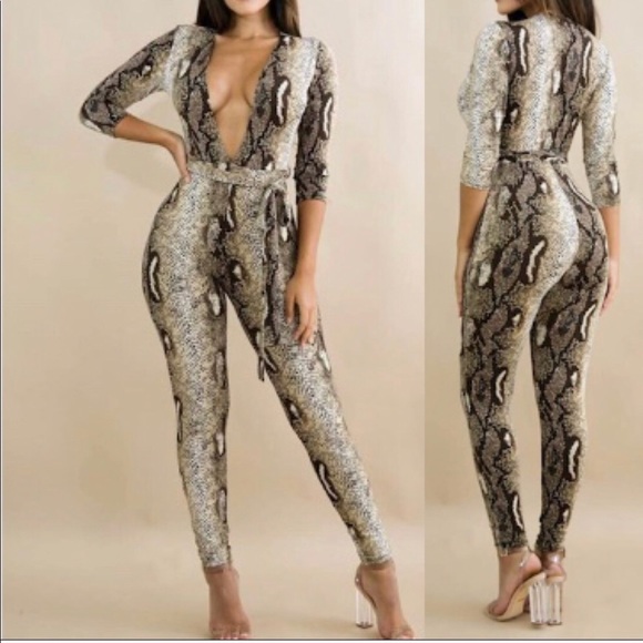snake print romper outfit